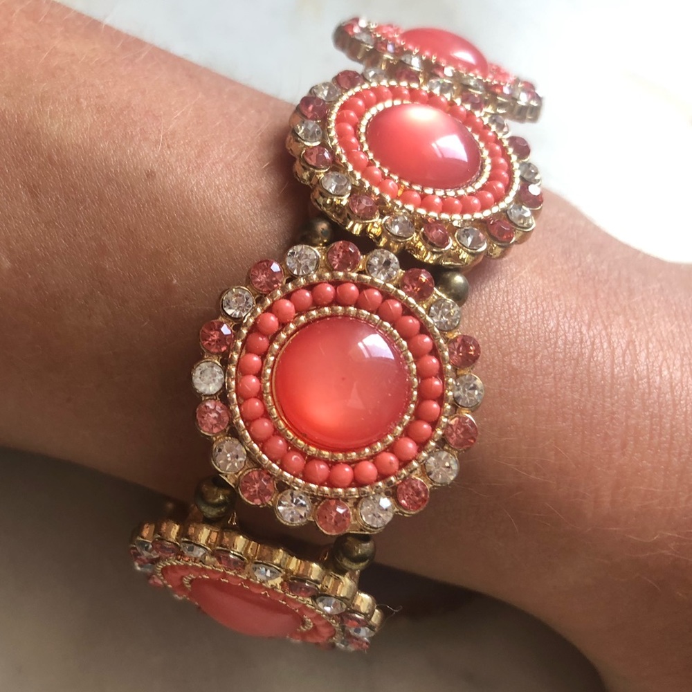 Coral and crystal bracelet with gold detailing